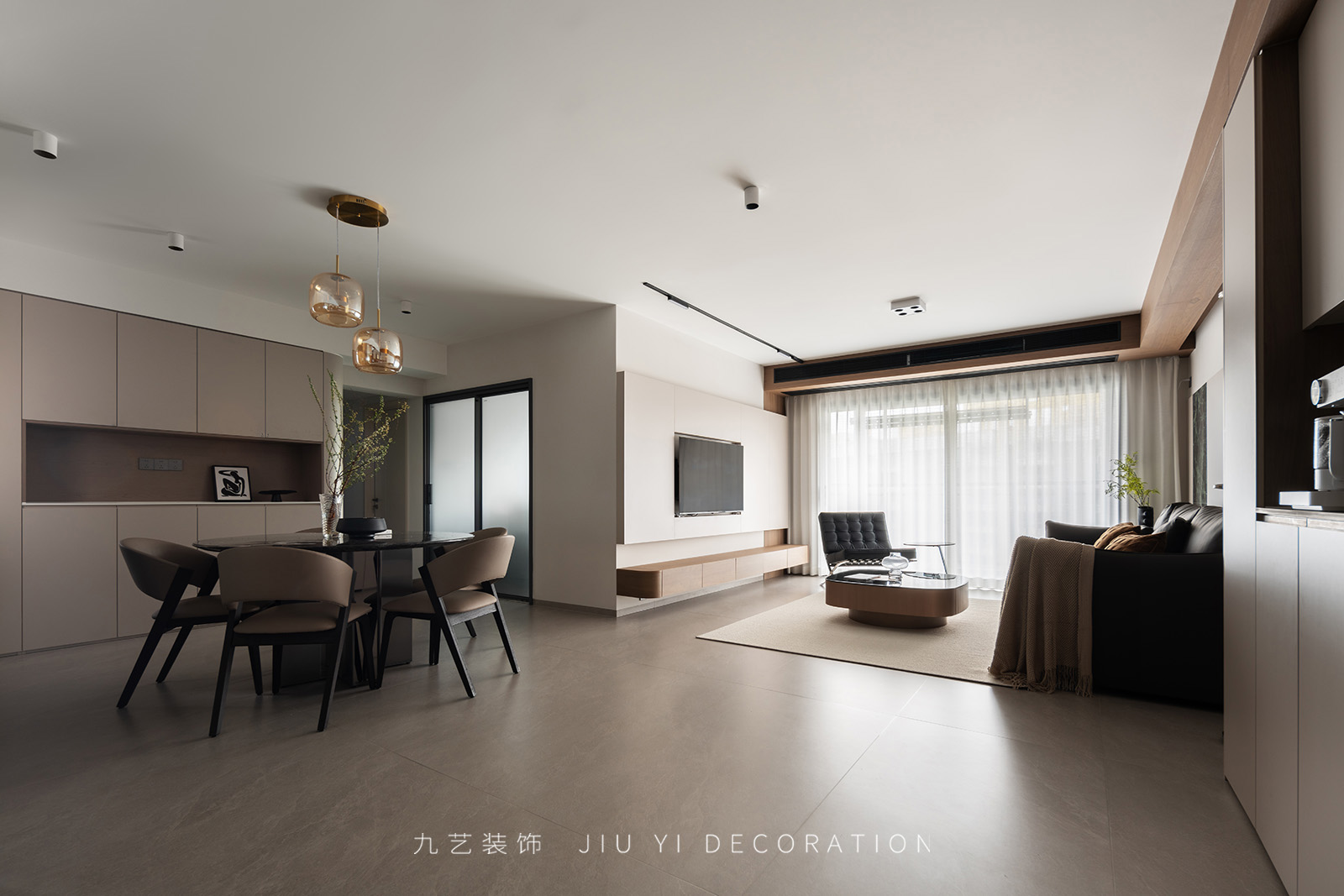 客厅